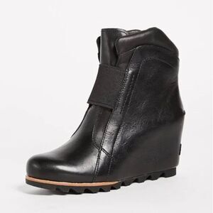 Sorel Size 7 Fiona Wedge Lux Leather Ankle Boots Black Pull On